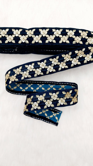 Velvet Fabric Saree Border Trim Floral Embroidered Sequins Trim Indian Sari Border, Sequin Trimming, Sequinned Lace